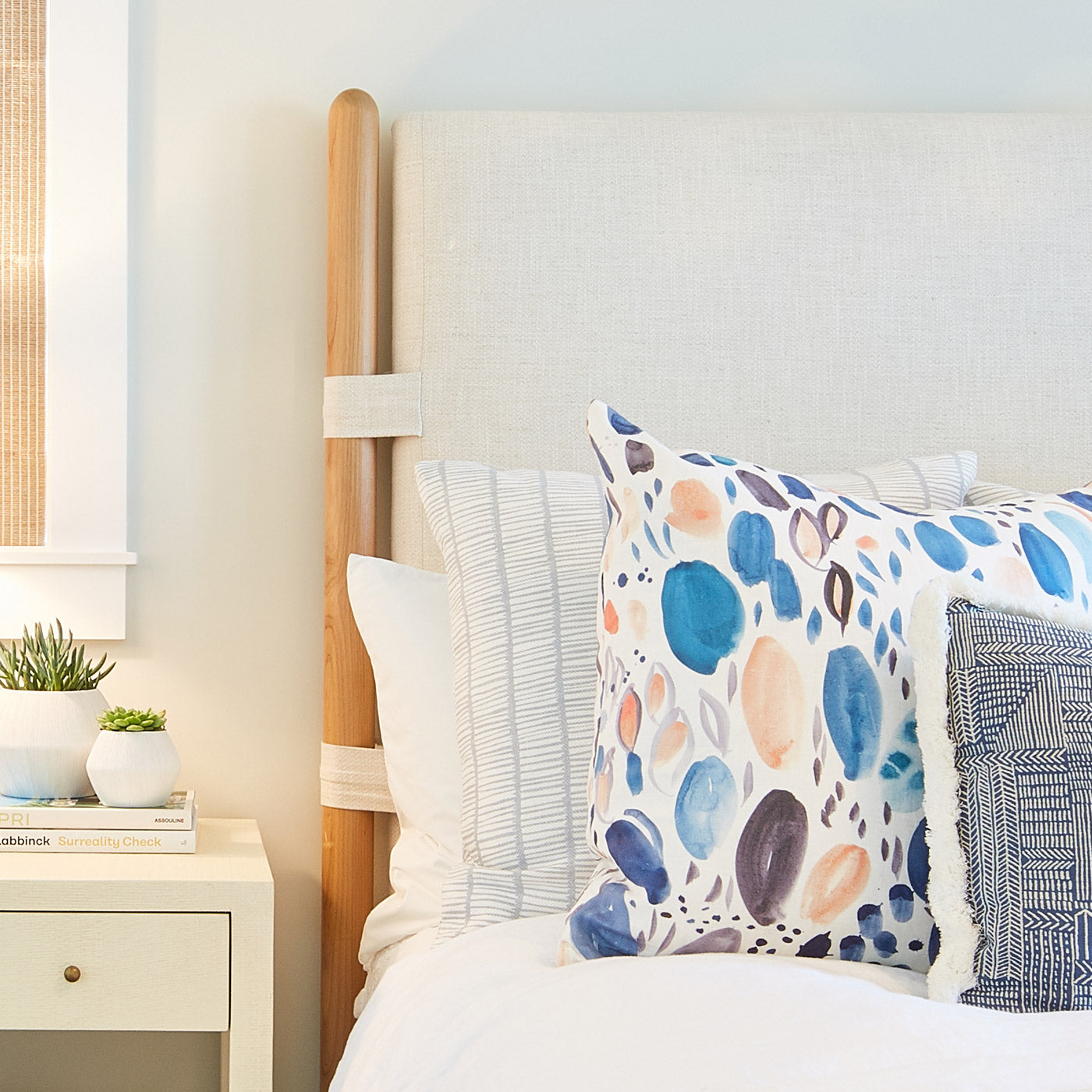BUNGALOW LINEN BED
