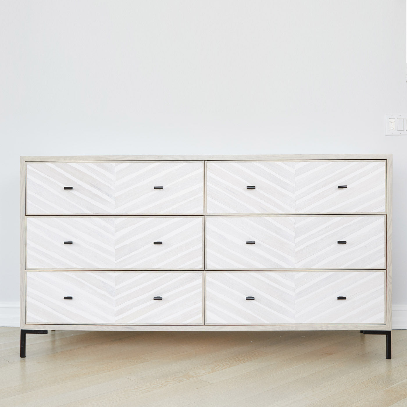 SERENITY DRESSER