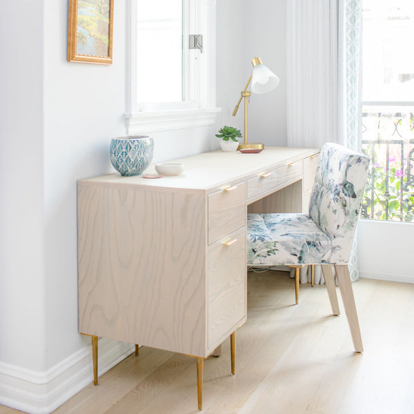 SOPHI DESK
