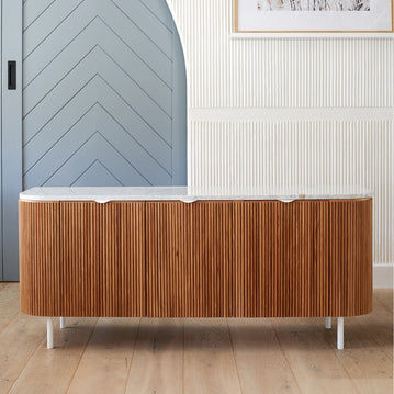 CARLY CREDENZA